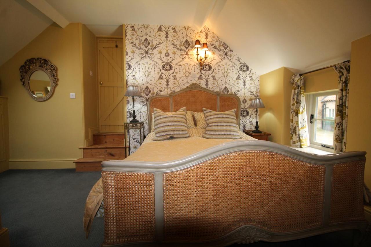 The Coach House Villa Whitby Eksteriør bilde