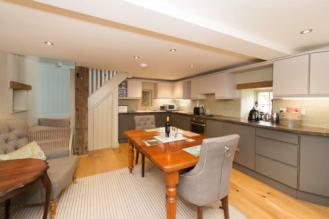 The Coach House Villa Whitby Eksteriør bilde